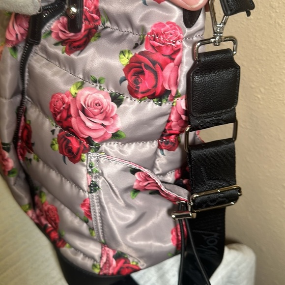 Betsy Johnson tote - Picture 5 of 9